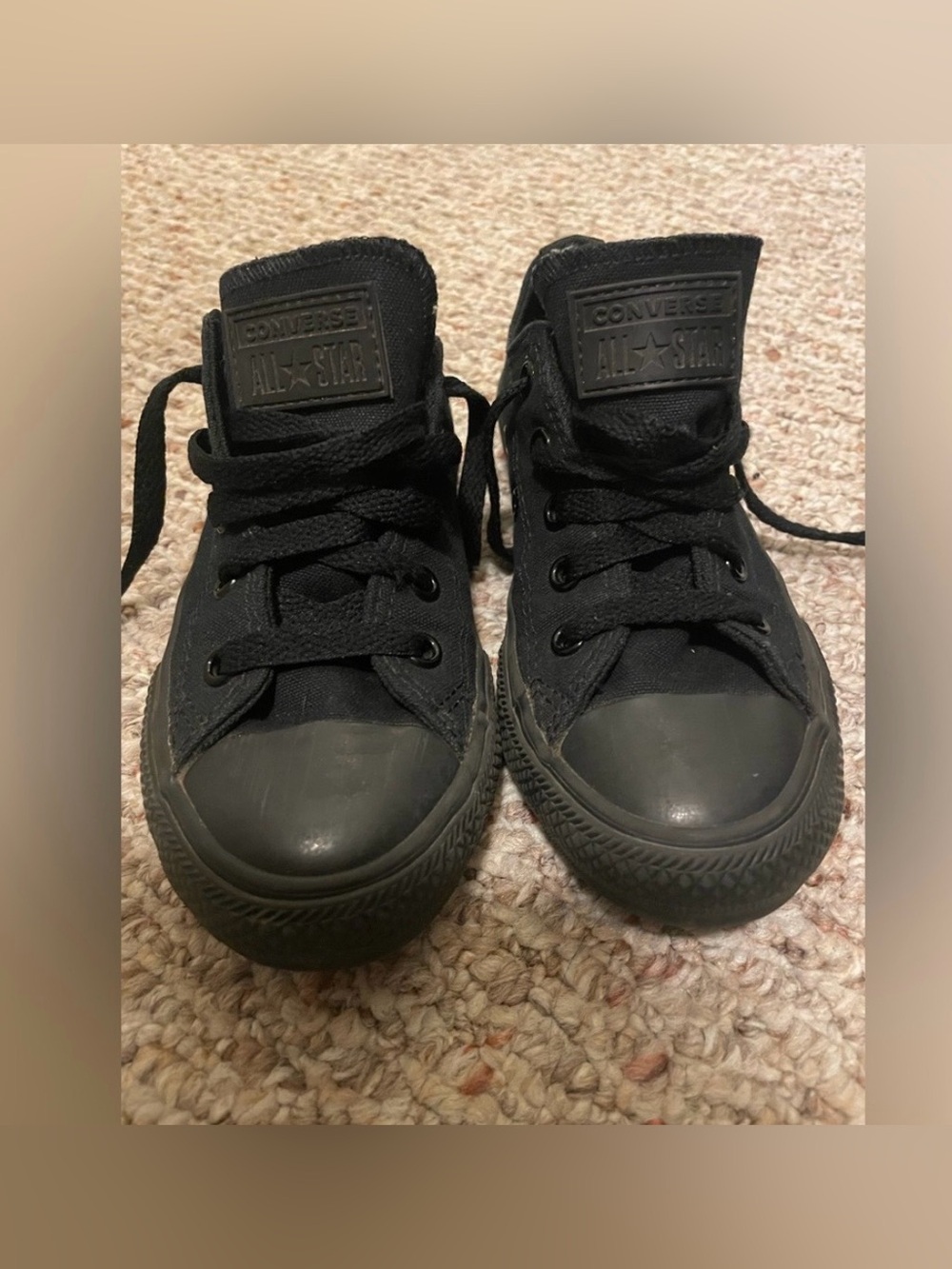 Little Kid Chuck Taylor All Star
Classic — Low Tops